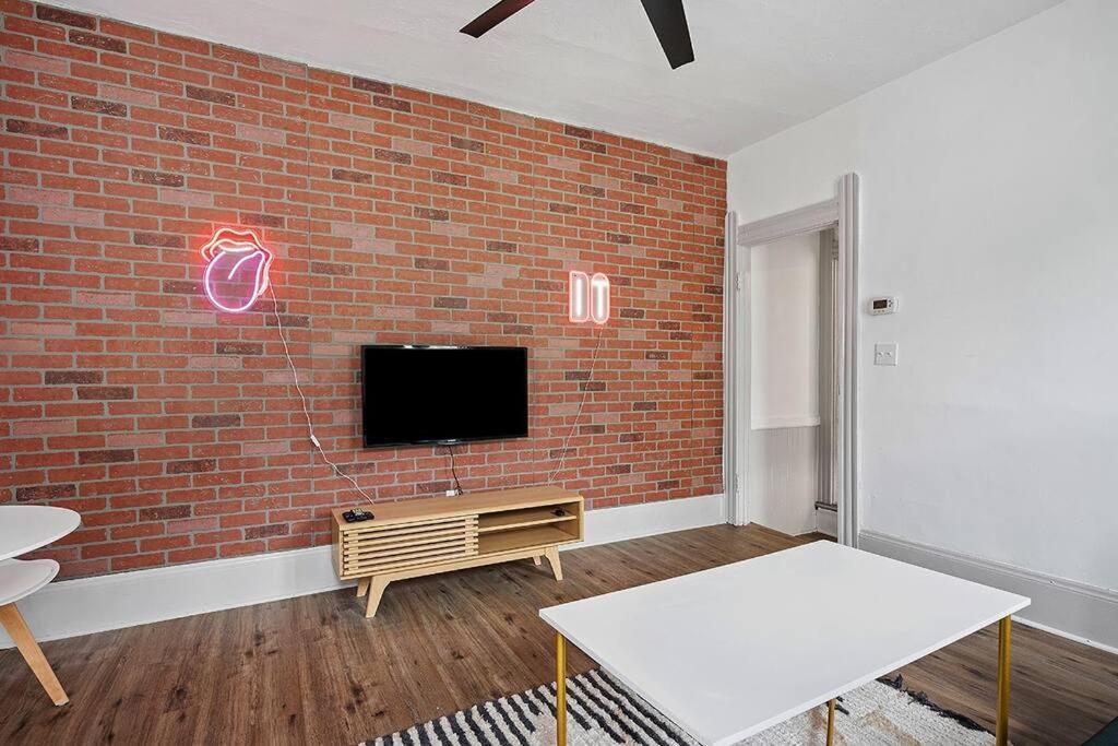 Center Of Little Italy #4 Apartment Cleveland Exterior photo
